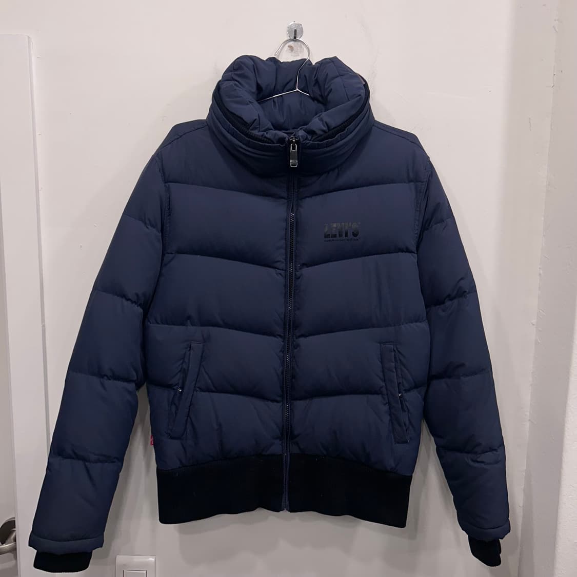 리바이스 덕다운 하이넥 시보리 숏 푸퍼패딩 상품이미지2