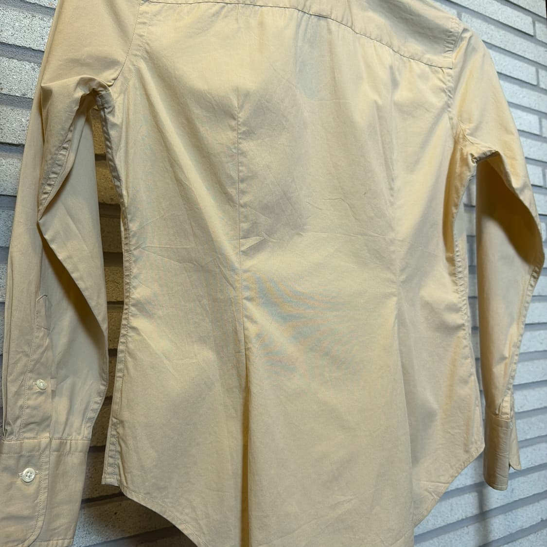 랄프로렌 베이직 코튼 셔츠 백 다트 소매자수 디테일 슬림핏 옐로우 상품이미지6