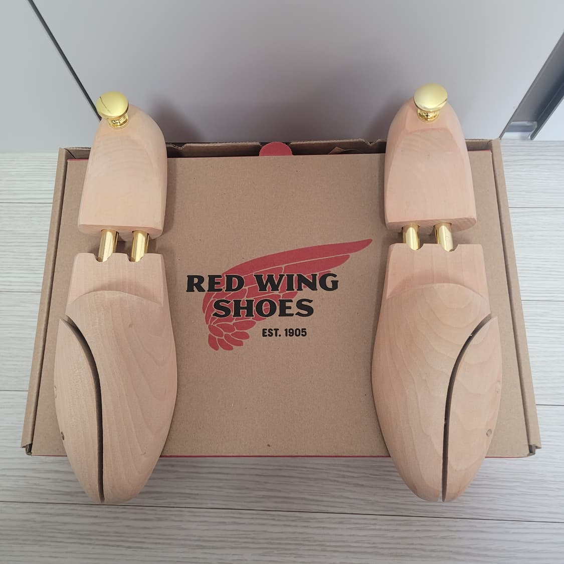 삼나무 슈트리 구두 265 ~ 275 사이즈 (조절가능) 상품이미지2