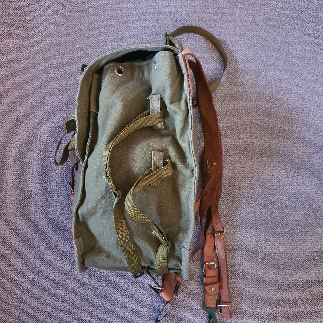 70s 루마니아군용 배낭 상품이미지4
