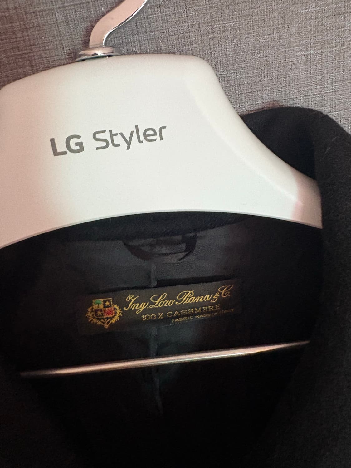 로로피아나 블랙 캐시미어 코트 상품이미지2