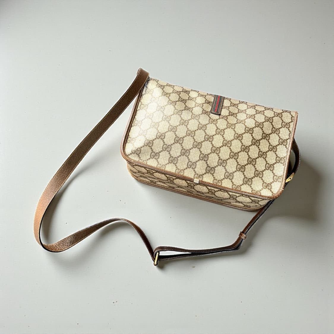 구찌 1980AW 아카이브 GG슈프림 카메라백 상품이미지7