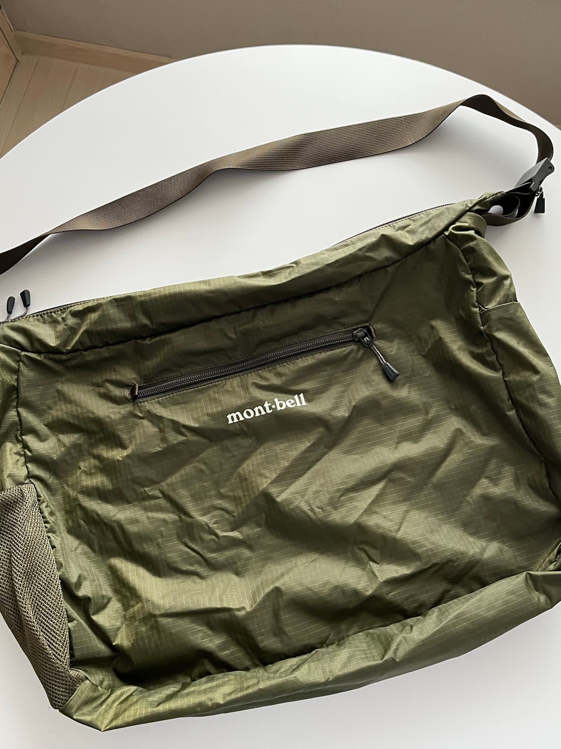 몽벨 Pocketable Light Shoulder L 상품이미지3
