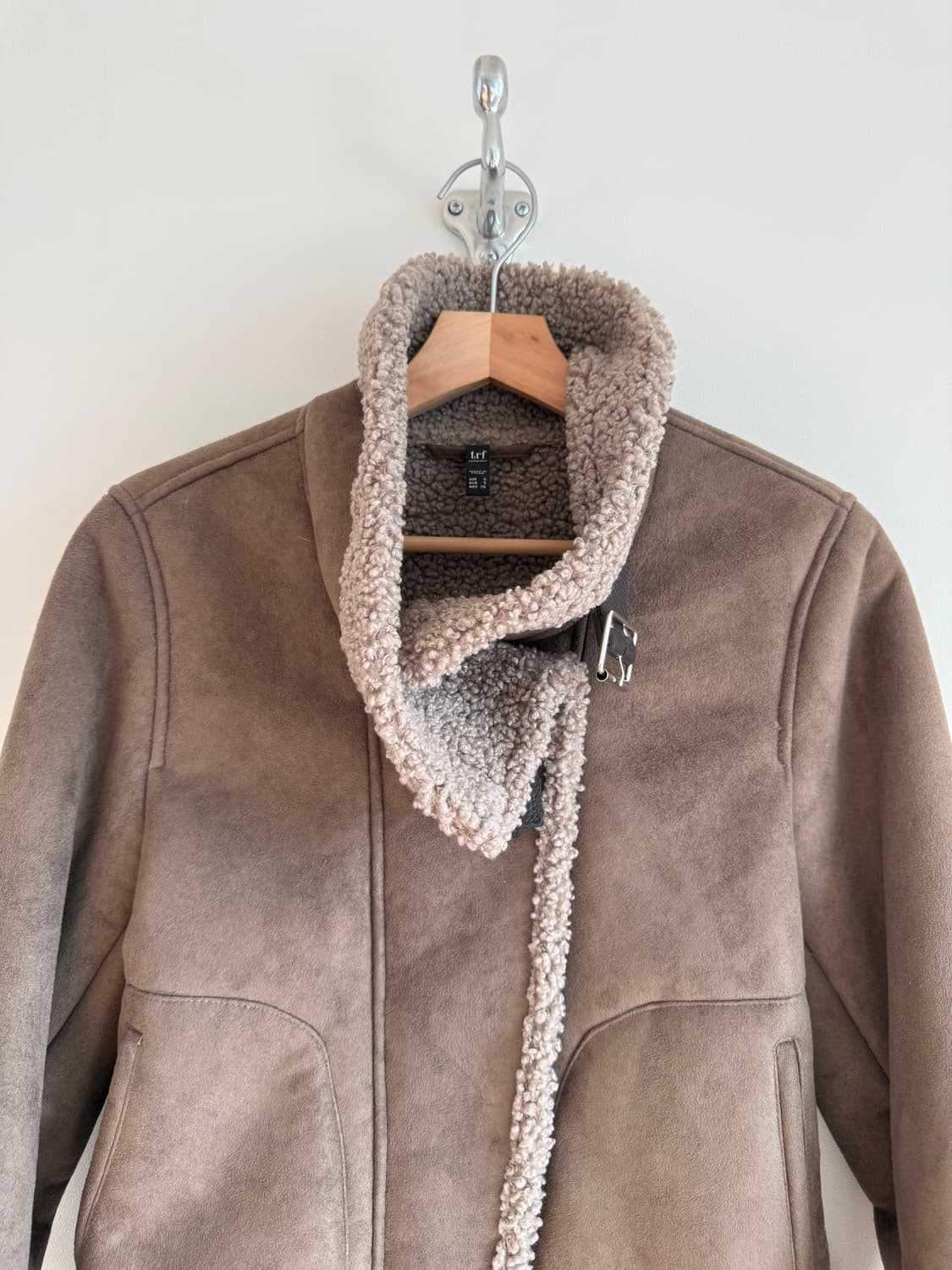 자라(ZARA) trf 에코 스웨이드 무스탕 상품이미지2