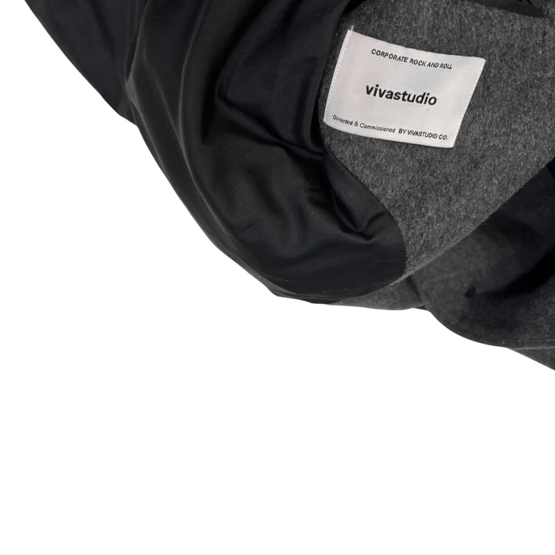 비바스튜디오 오버 핏 울 발마칸 코트 상품이미지4