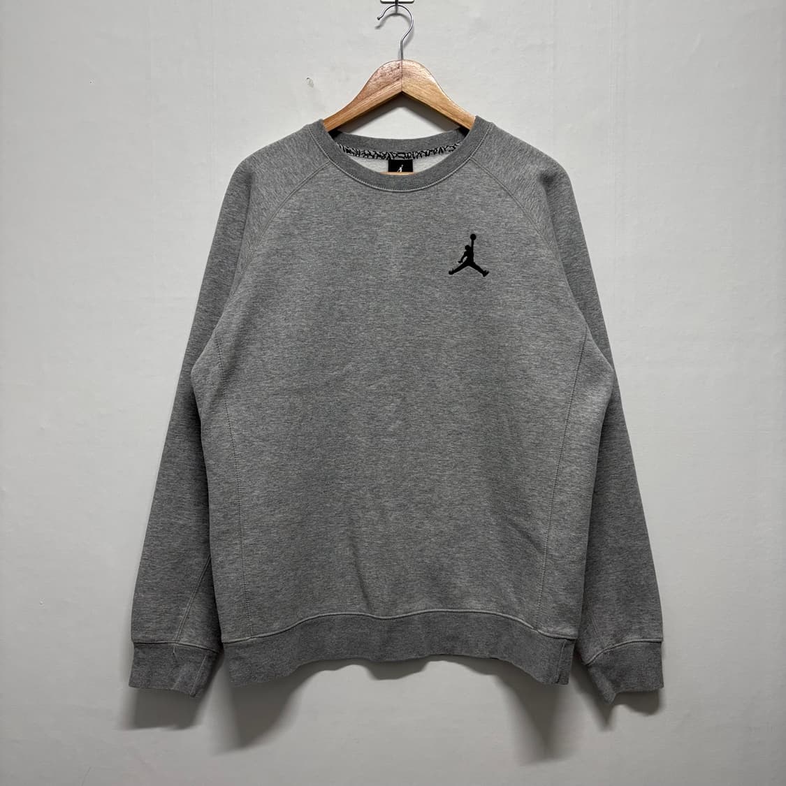 조던 점프맨 그레이 맨투맨 상품이미지1