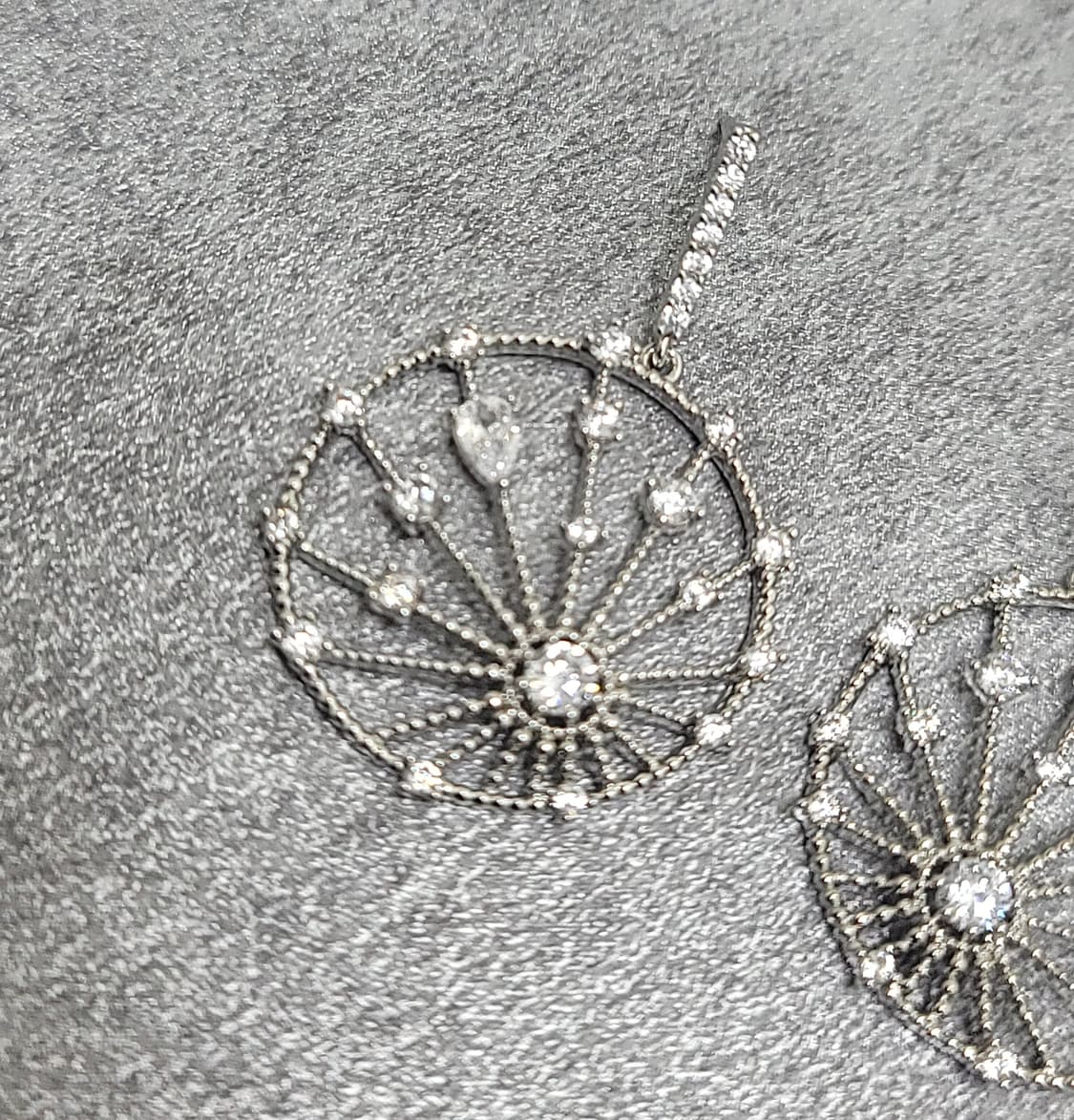 point earrings 상품이미지2