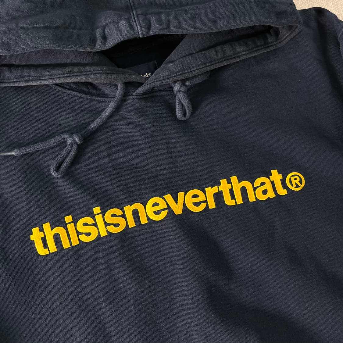 100 디스이즈네버댓 빅로고 후드티 상품이미지2