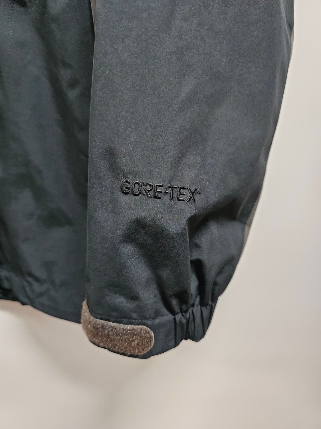 코오롱스포츠 고어텍스 바람막이 100 상품이미지3