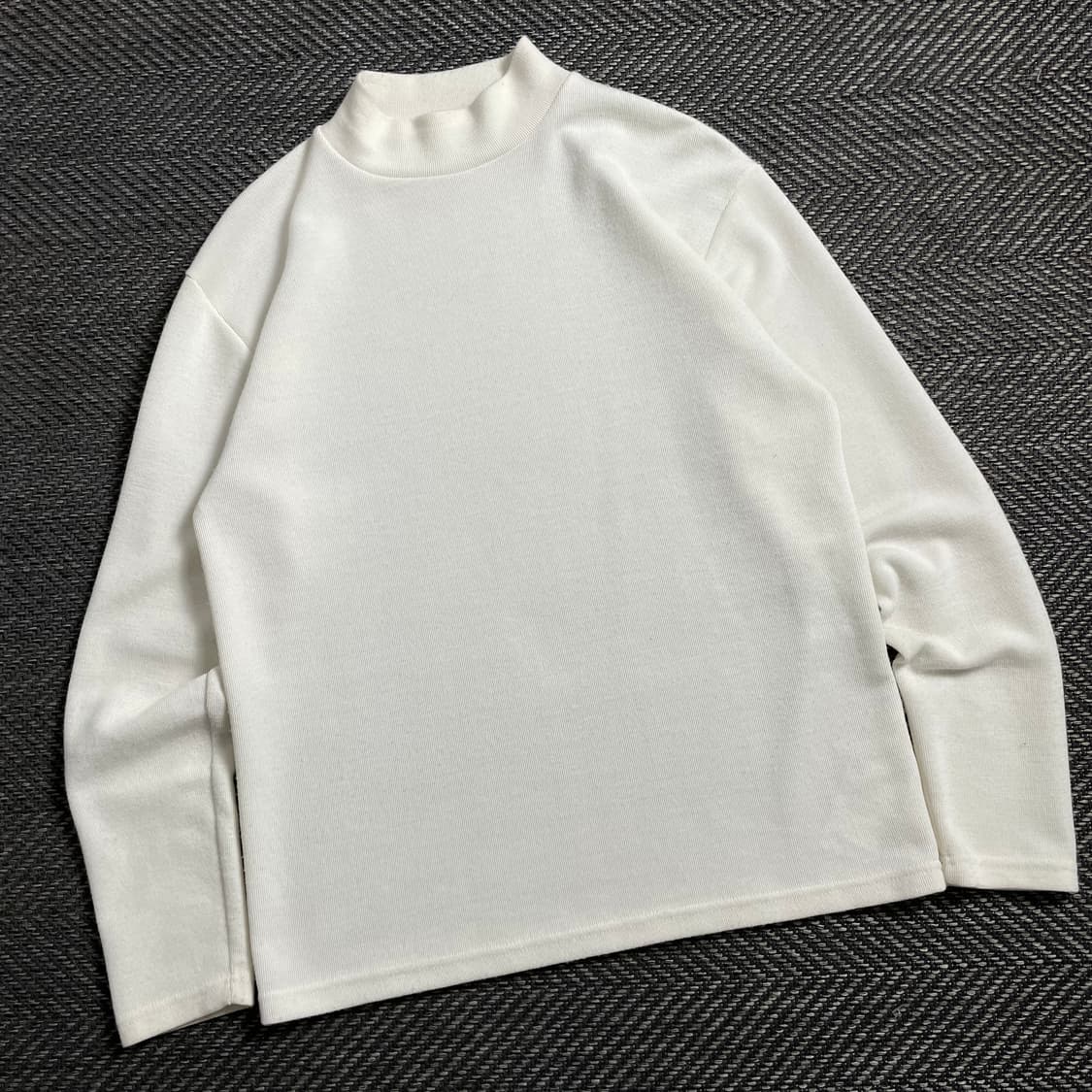 피앤콤마 머슬핏 미니멀 니트y 4070 상품이미지1