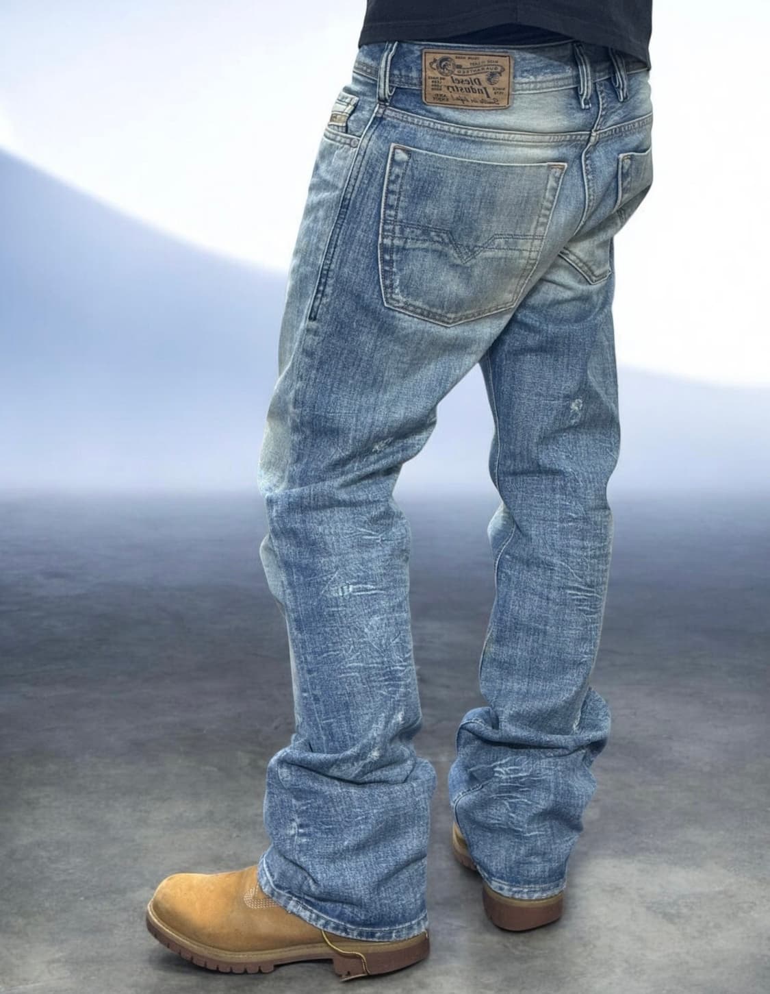 디젤 자티니 워싱 플레어 부츠컷 데님팬츠 상품이미지4