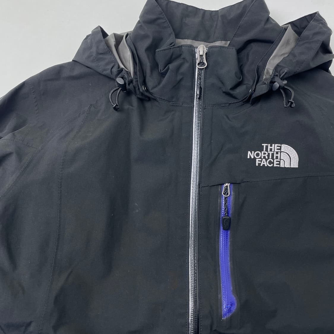 [중고] 노스페이스 여성 고어텍스 블랙 바람막이 자켓 L 상품이미지4