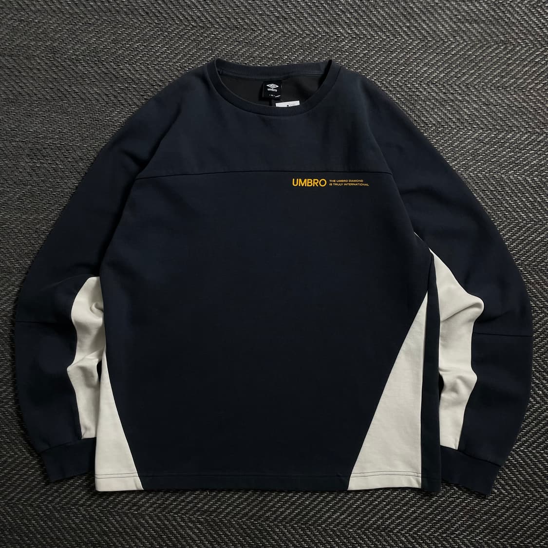 엄브로 빅로고 컬러블럭 스웻 셔츠o 4095 상품이미지2