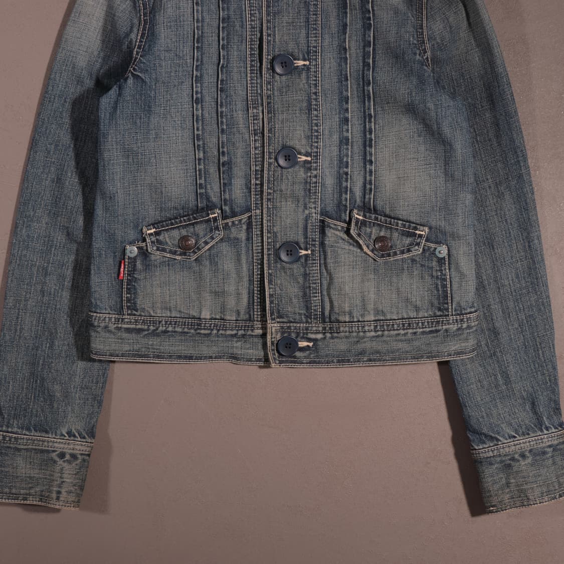 리바이스 RED LOOP 크롭 데님자켓 상품이미지3