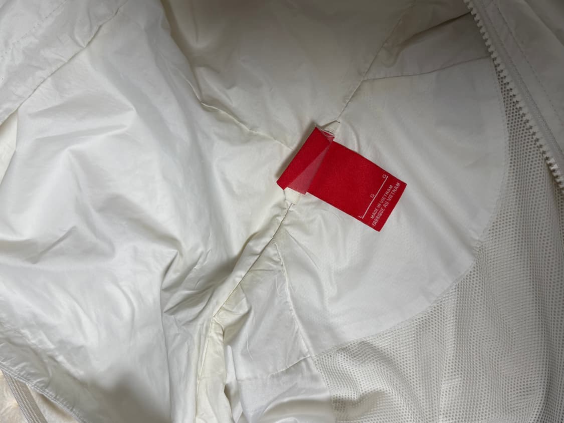 나이키 윈드러너 크롭 바람막이 상품이미지2