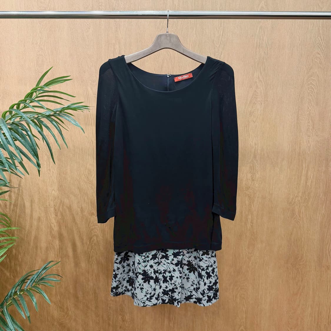 막스마라 라운드넥 미디 원피스 플로럴 패턴 배색 레이어드 디테일 블랙 상품이미지1