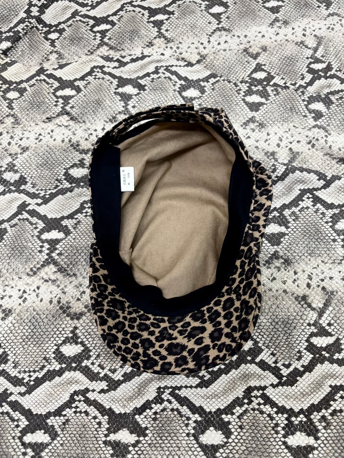 “Vintage” Kitsch Mood Leopard Cap 상품이미지4