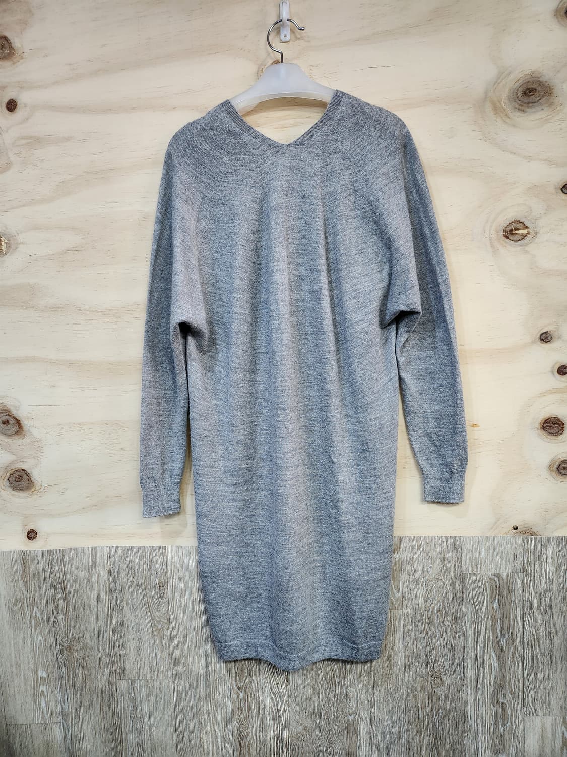 399) 유니클로 V넥 니트 미디 원피스 상품이미지2