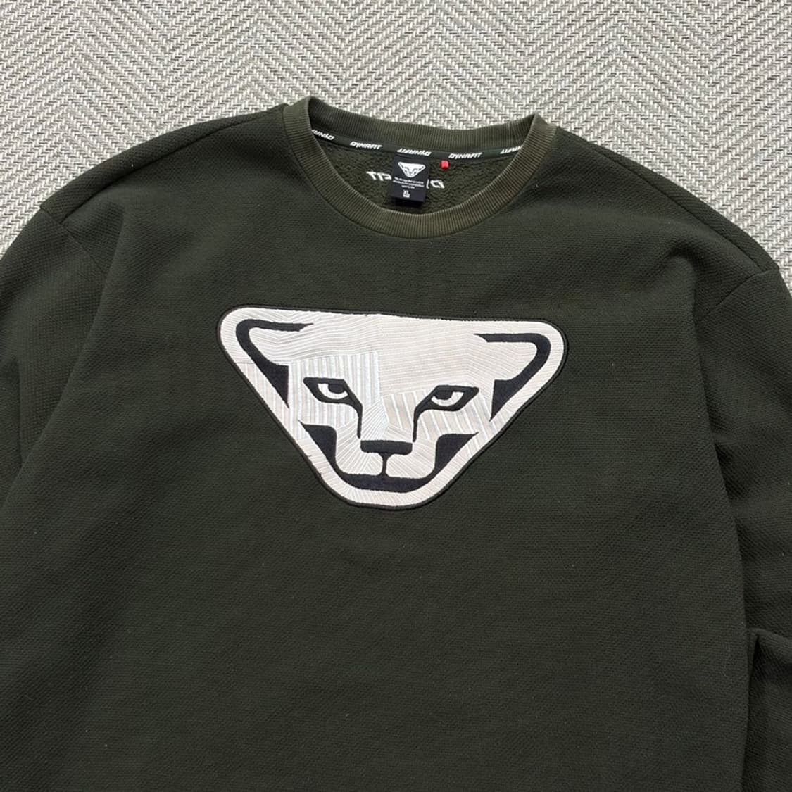 다이나핏 로고 자수 맨투맨 v1987 상품이미지3