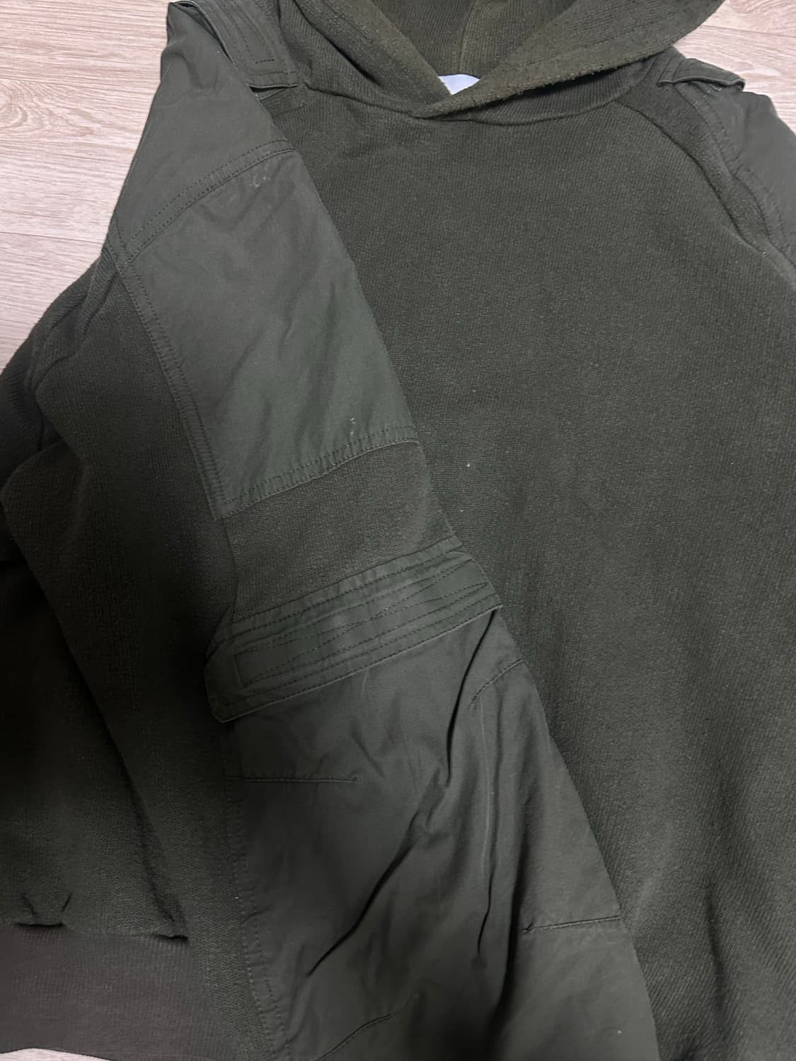 GMBH 크롭 후디 상품이미지3