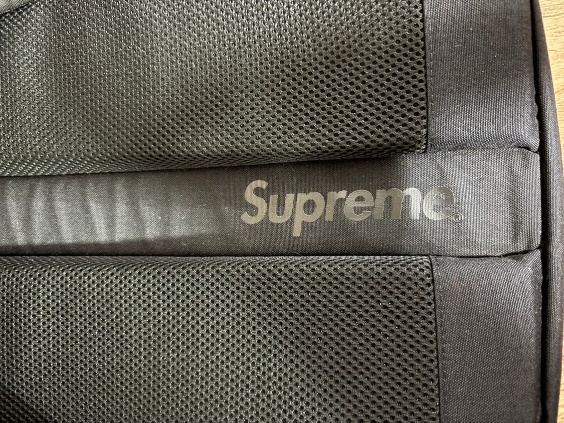 슈프림 24ss백팩 상품이미지4