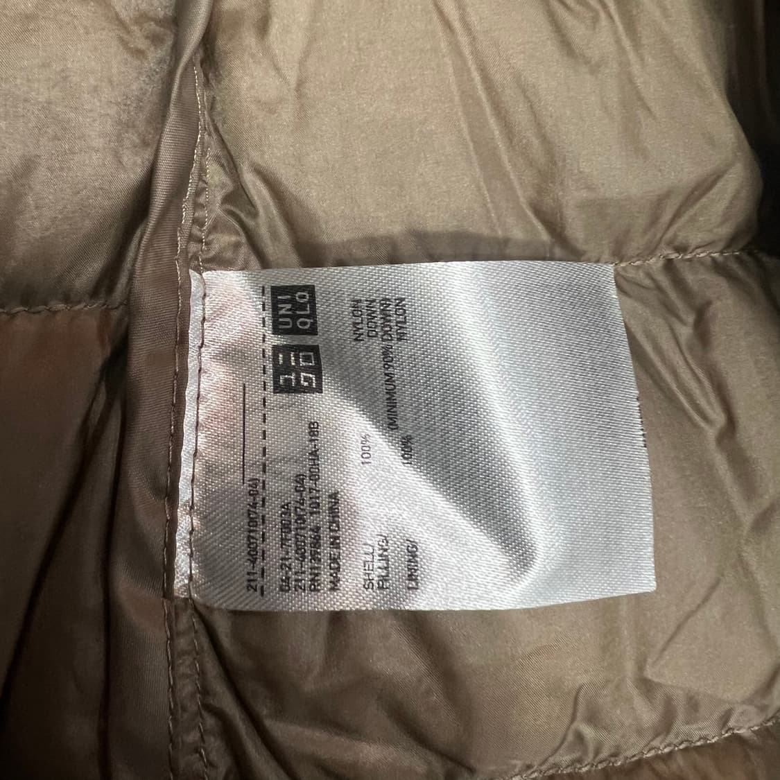 S) 유니클로 울트라라이트다운 경량 패딩조끼 베스트 상품이미지4