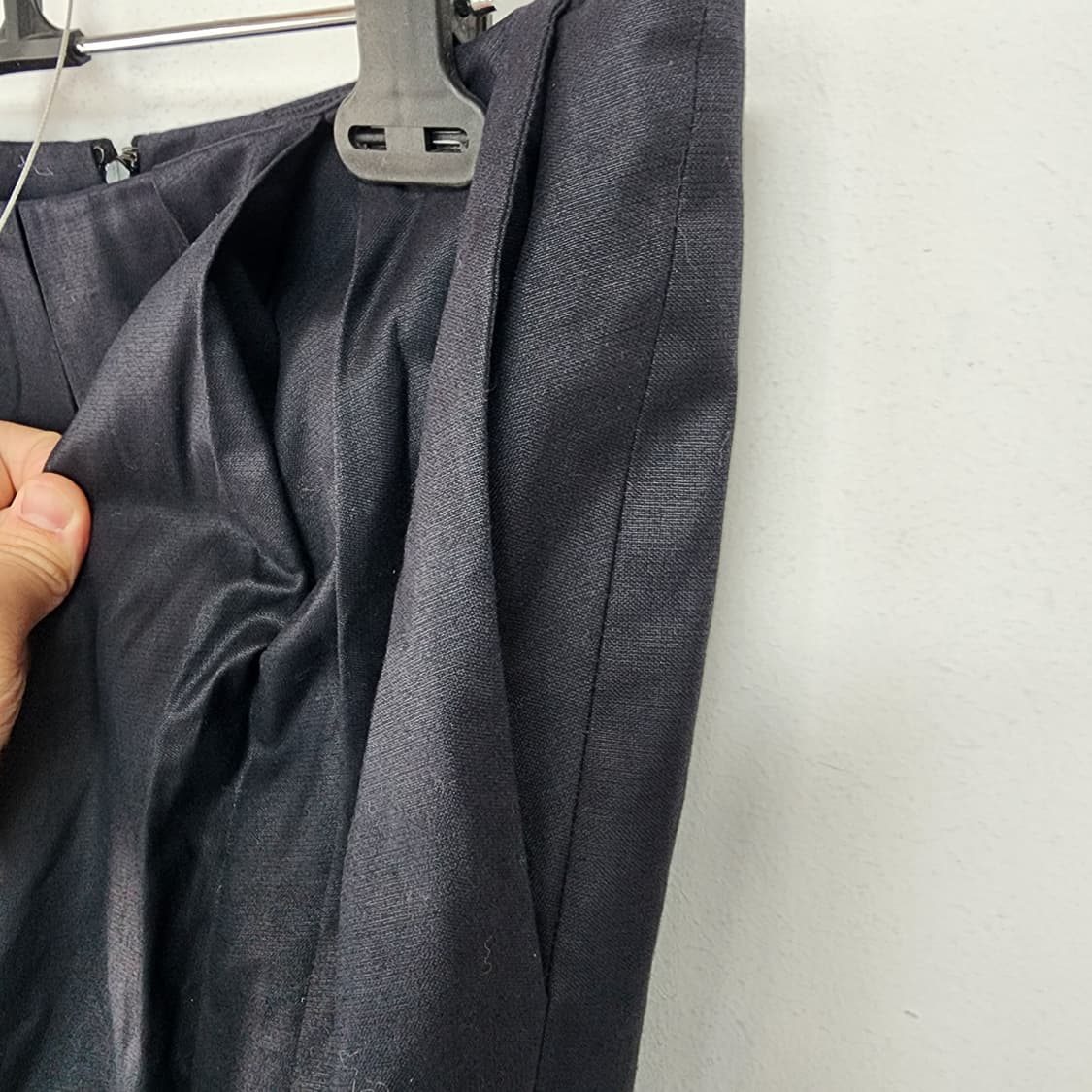 끌로에 블랙 미디 스커트 상품이미지8