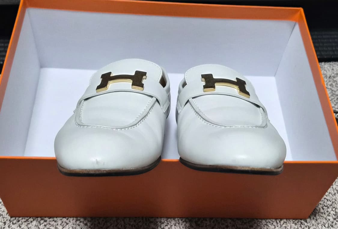 [HERMES] 에르메스 파리 로퍼 화이트 금장 36.5 (Full Se 상품이미지7