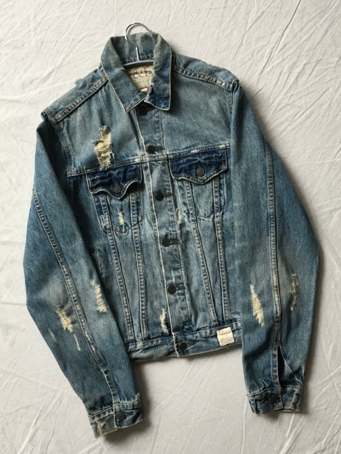 아베크롬비 데미지 워싱 데님자켓 상품이미지3