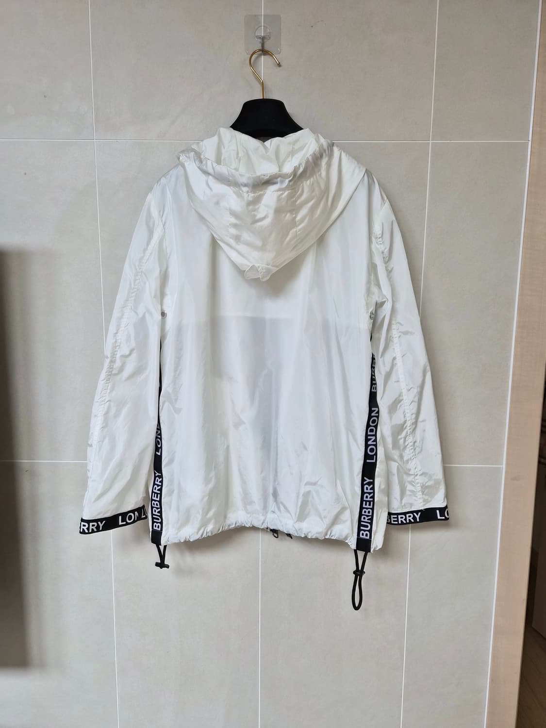 버버리정품 여성바람막이 95~100 상품이미지6