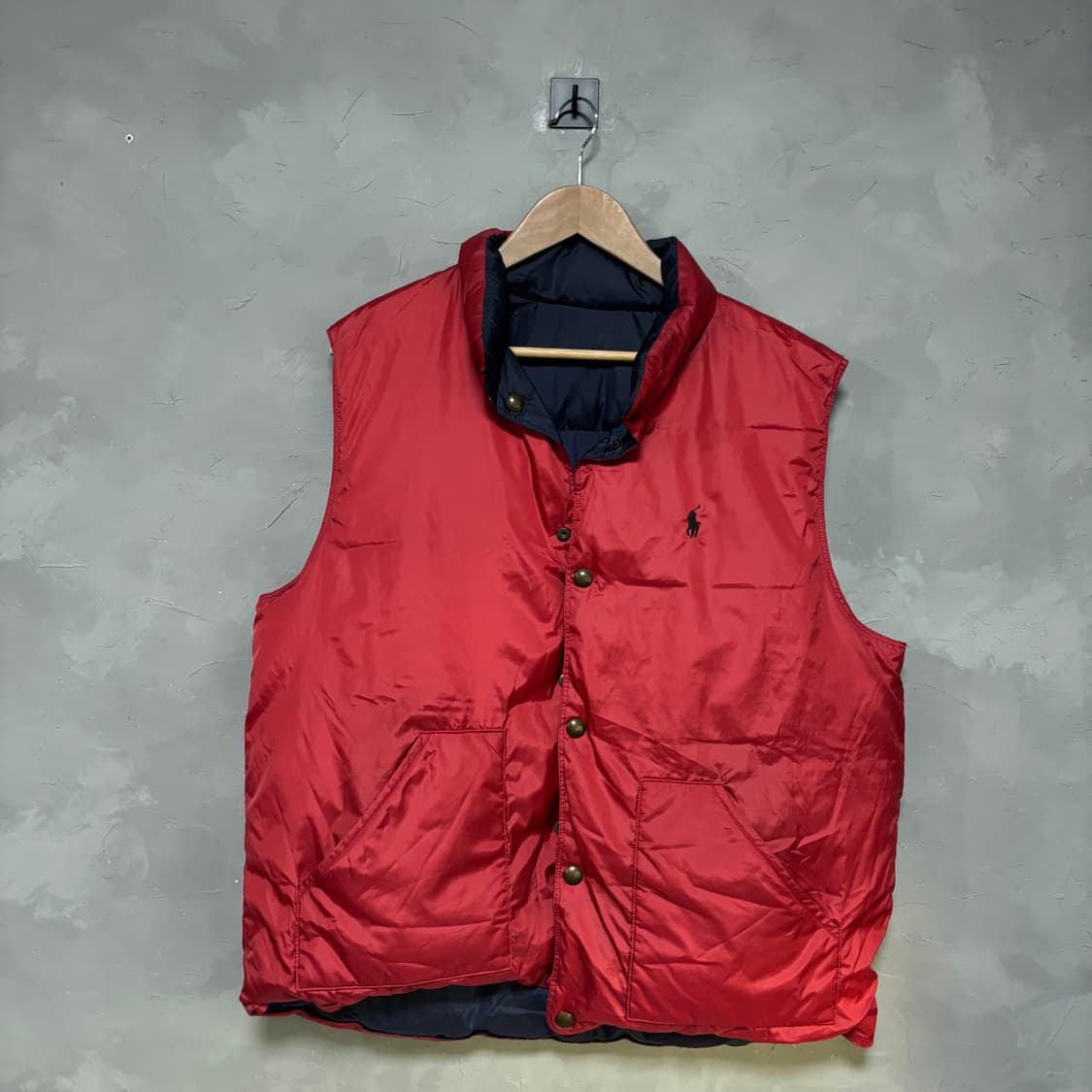 폴로 랄프로렌 양면 푸퍼다운 패딩조끼 네이비 빨강 상품이미지4