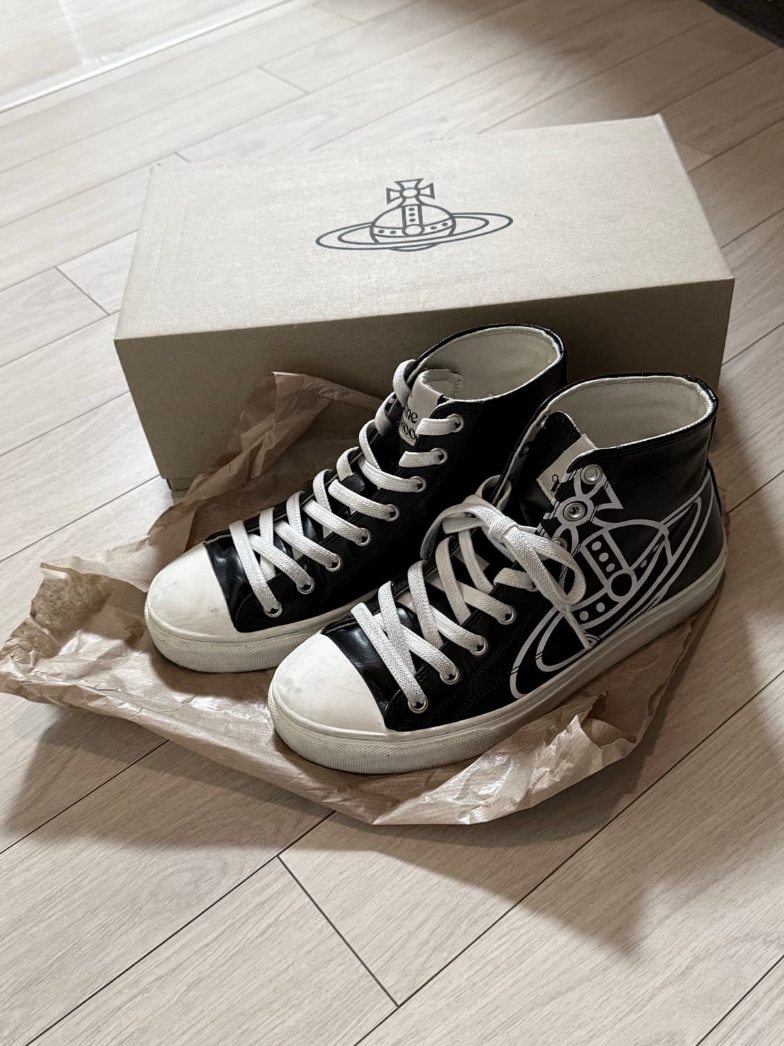 비비안웨스트우드 플림솔 하이탑 스니커즈 38 상품이미지1