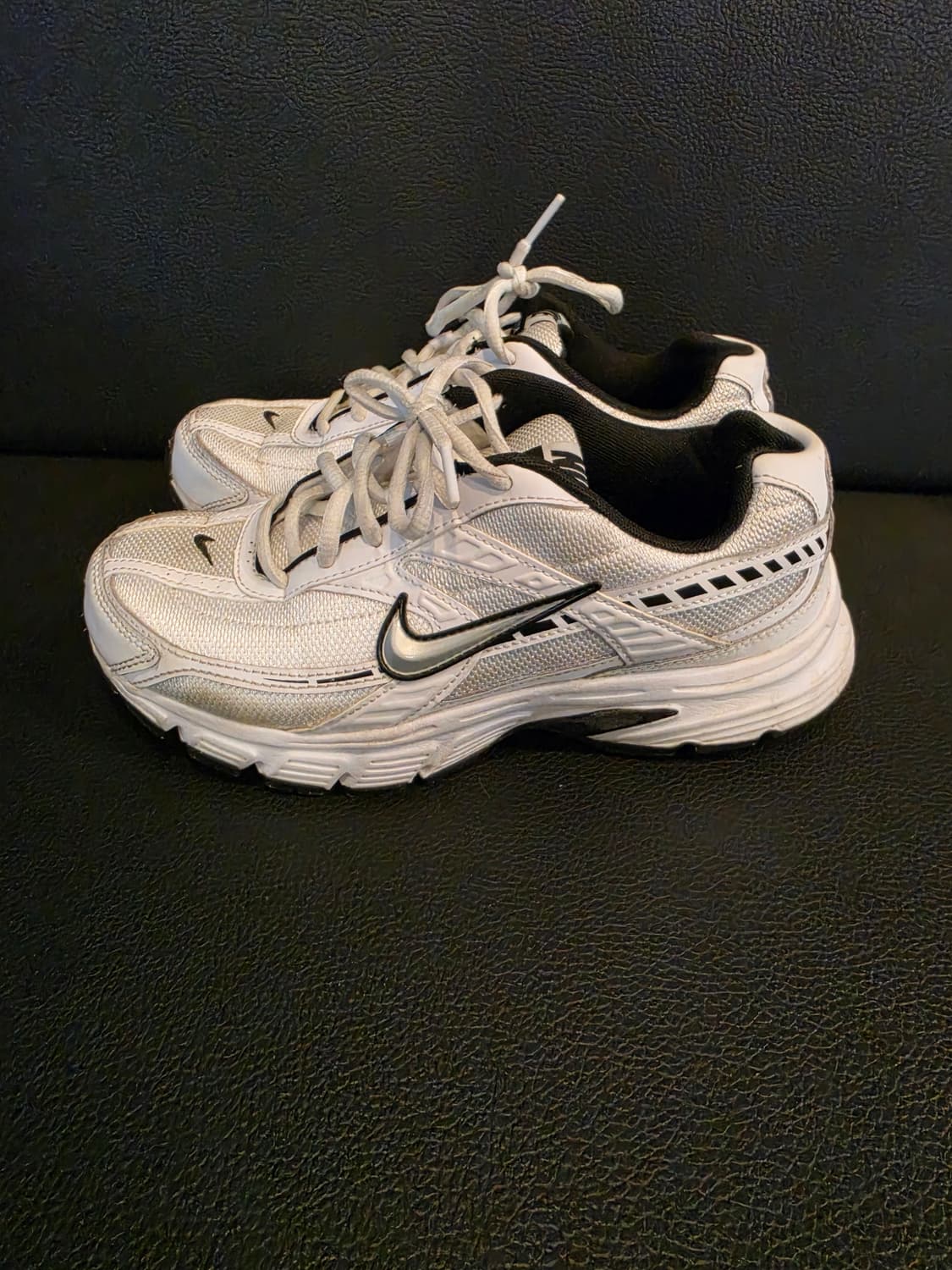 나이키 이니시에이터 화이트 런닝화 상품이미지5