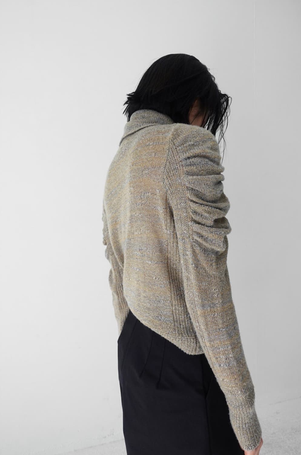 high necked shirring knit 상품이미지3