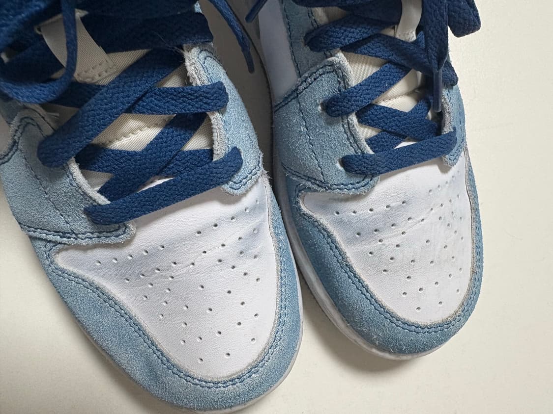 에어 조던 1 미드 프렌치 블루 스니커즈 상품이미지4