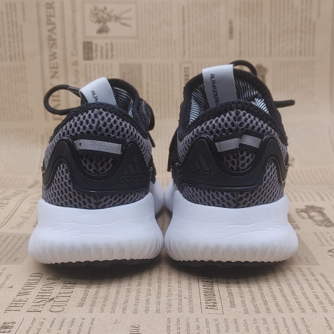 아디다스 알파바운스 여성런닝화225 상품이미지4