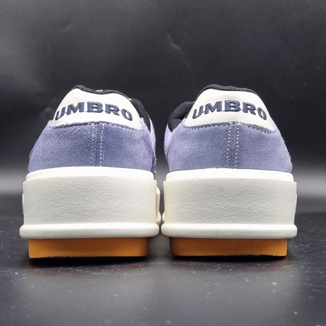 엄브로 스케일쿠셔닝 남성스니커즈 260 상품이미지4