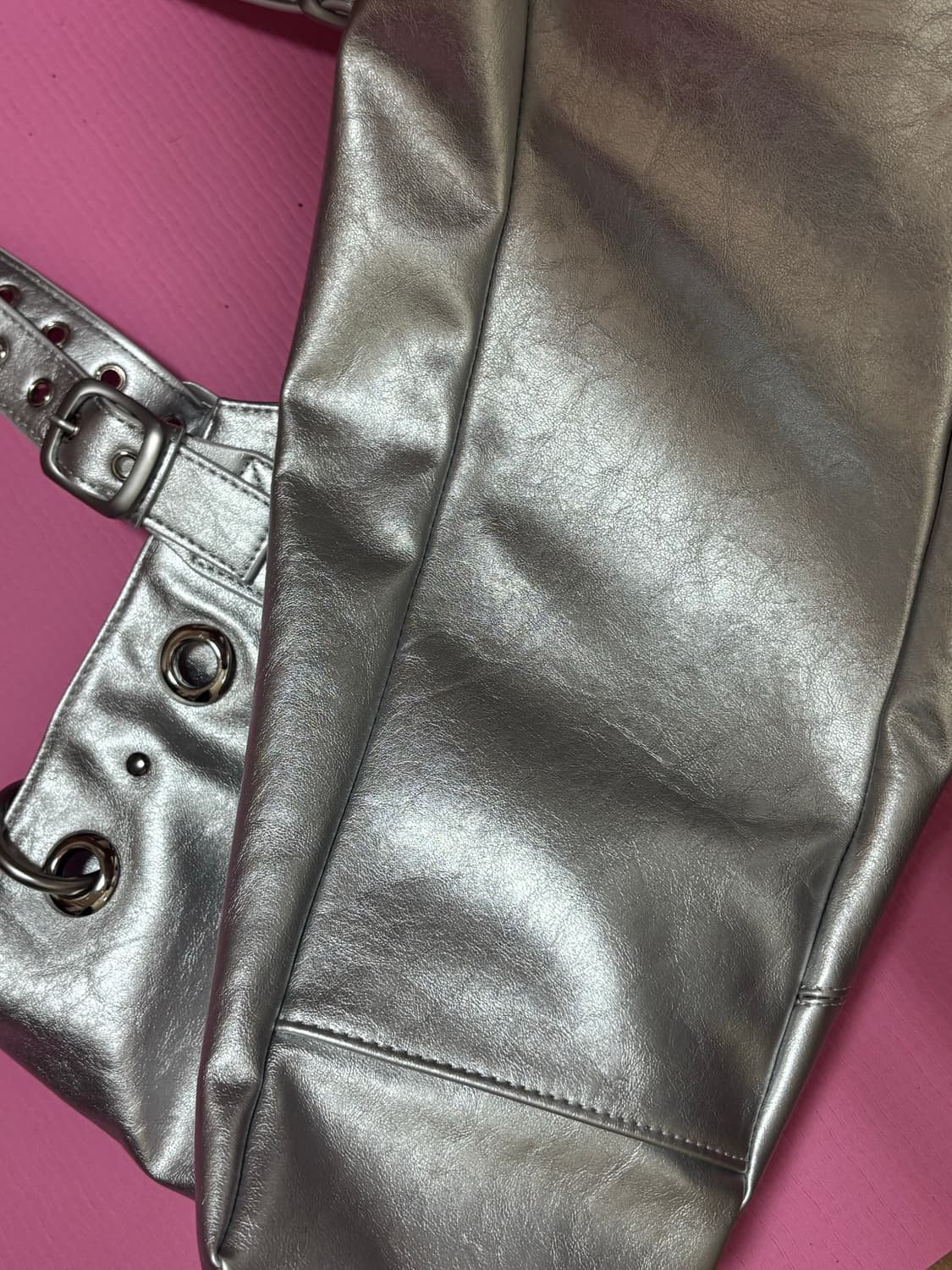 새상품 히에타 베키백 실버 hieta becky silver 상품이미지3