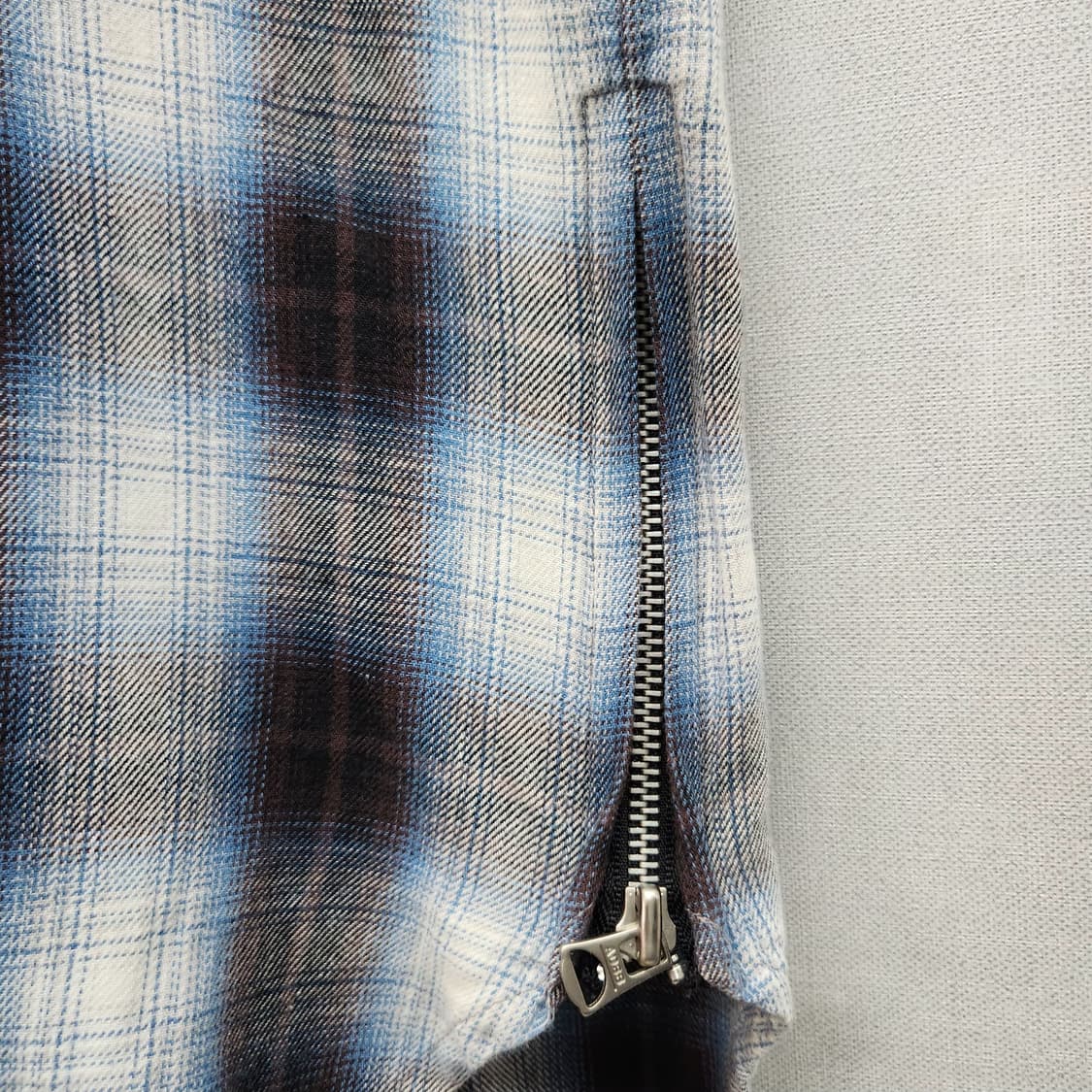 앤더슨벨 체크패턴 사이드지퍼 셔츠 M(L) 상품이미지4