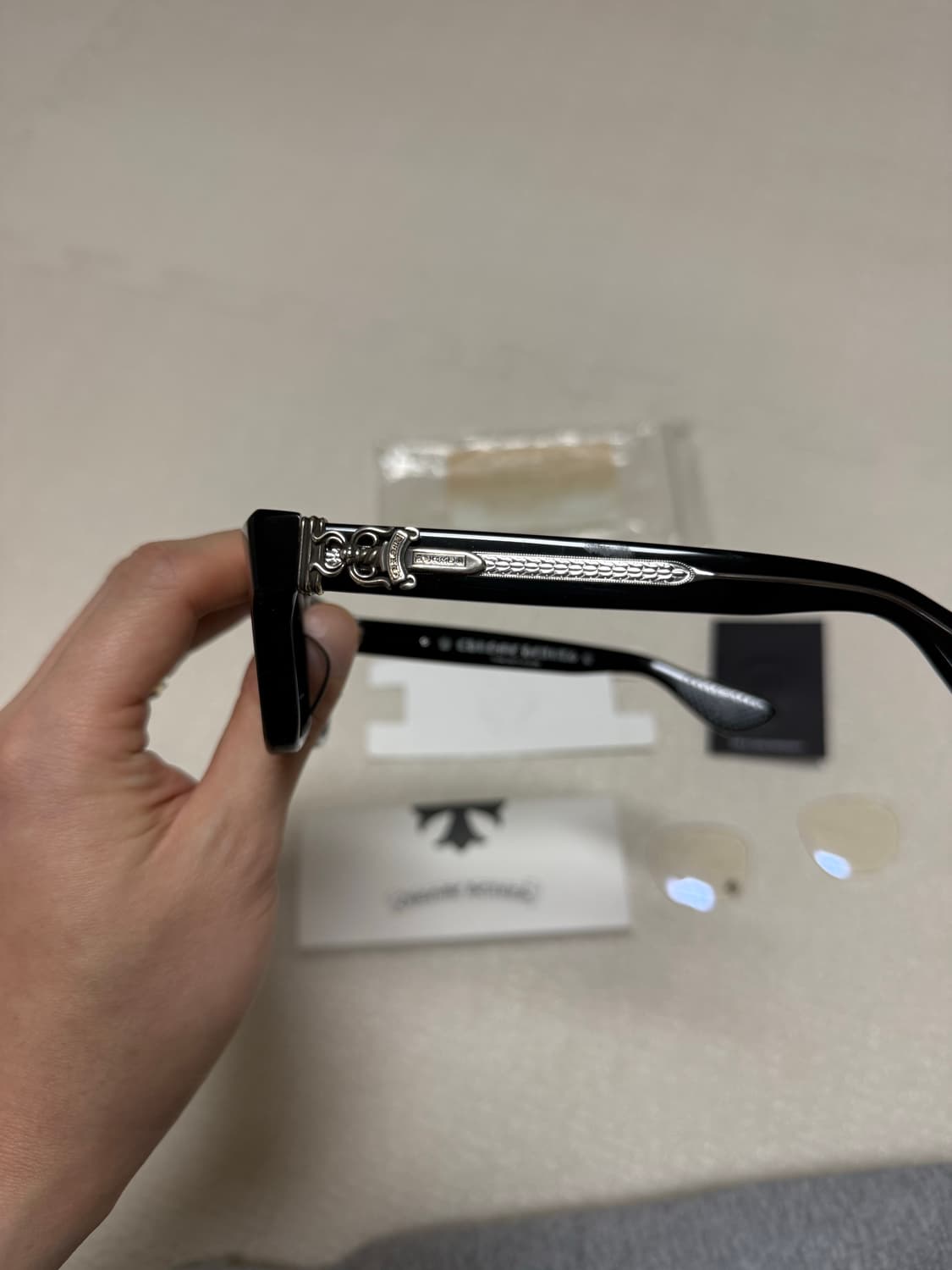 크롬하츠 컨볼루티드 블랙(실버) 안경 판매 상품이미지6