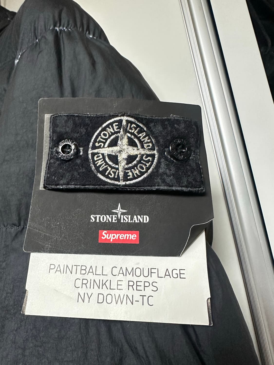 (L) 20FW 슈프림 x 스톤아일랜드 크링클랩스 다운 패딩 블랙 상품이미지2