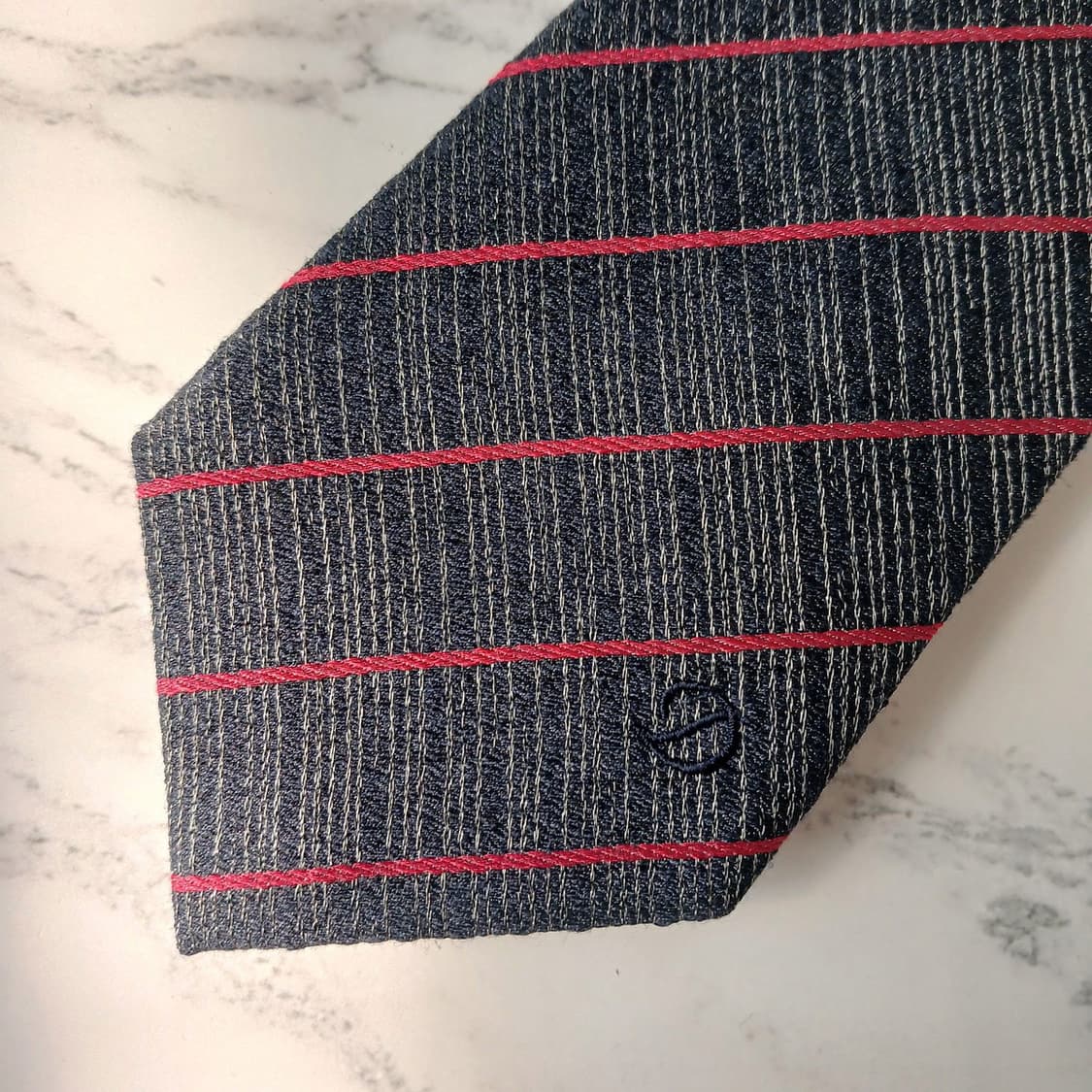 에스.티. 듀퐁 네이비 스트라이프 넥타이 8cm A+등급 E863
 상품이미지7