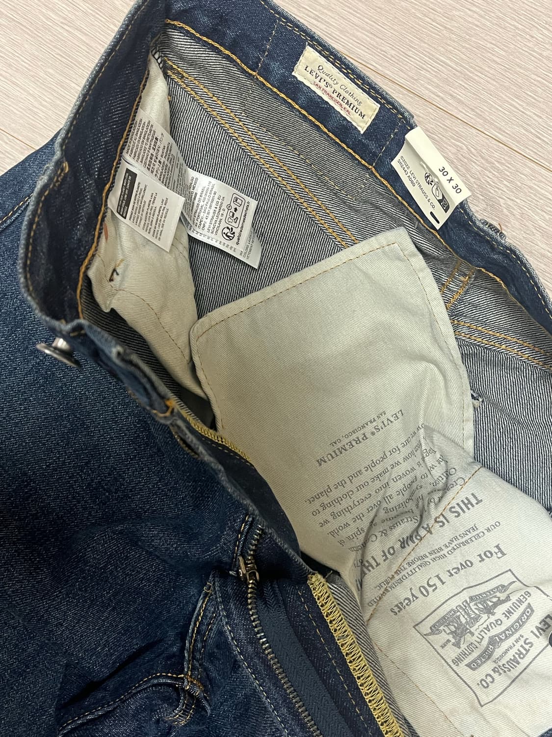 (새상품) 리바이스 555 릴렉스 스트레이트 데님 프리미엄 라인 청바지 상품이미지4