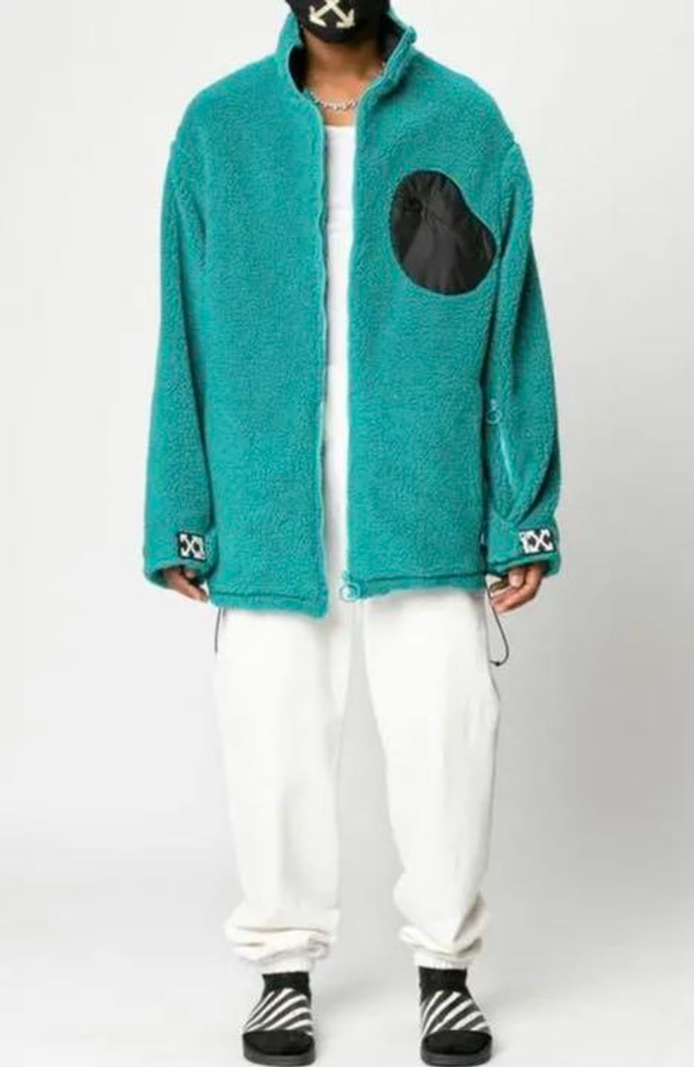 오프화이트 오버사이즈 플리스 자켓 상품이미지1