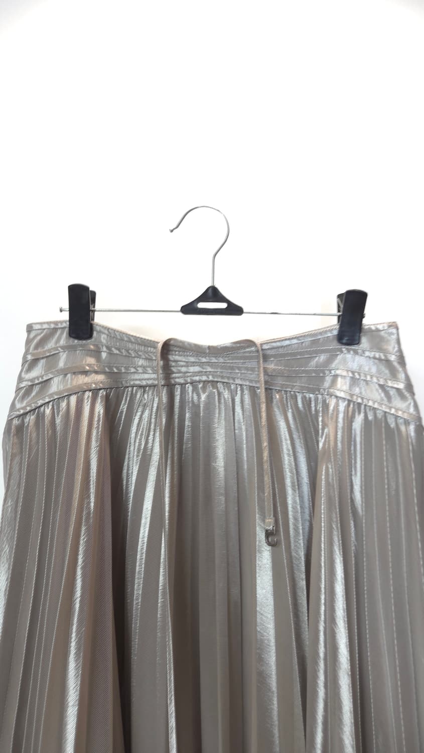 한섬 오브제 2023 아카이브 실버 샤이니 롱스커트 67-98 상품이미지2