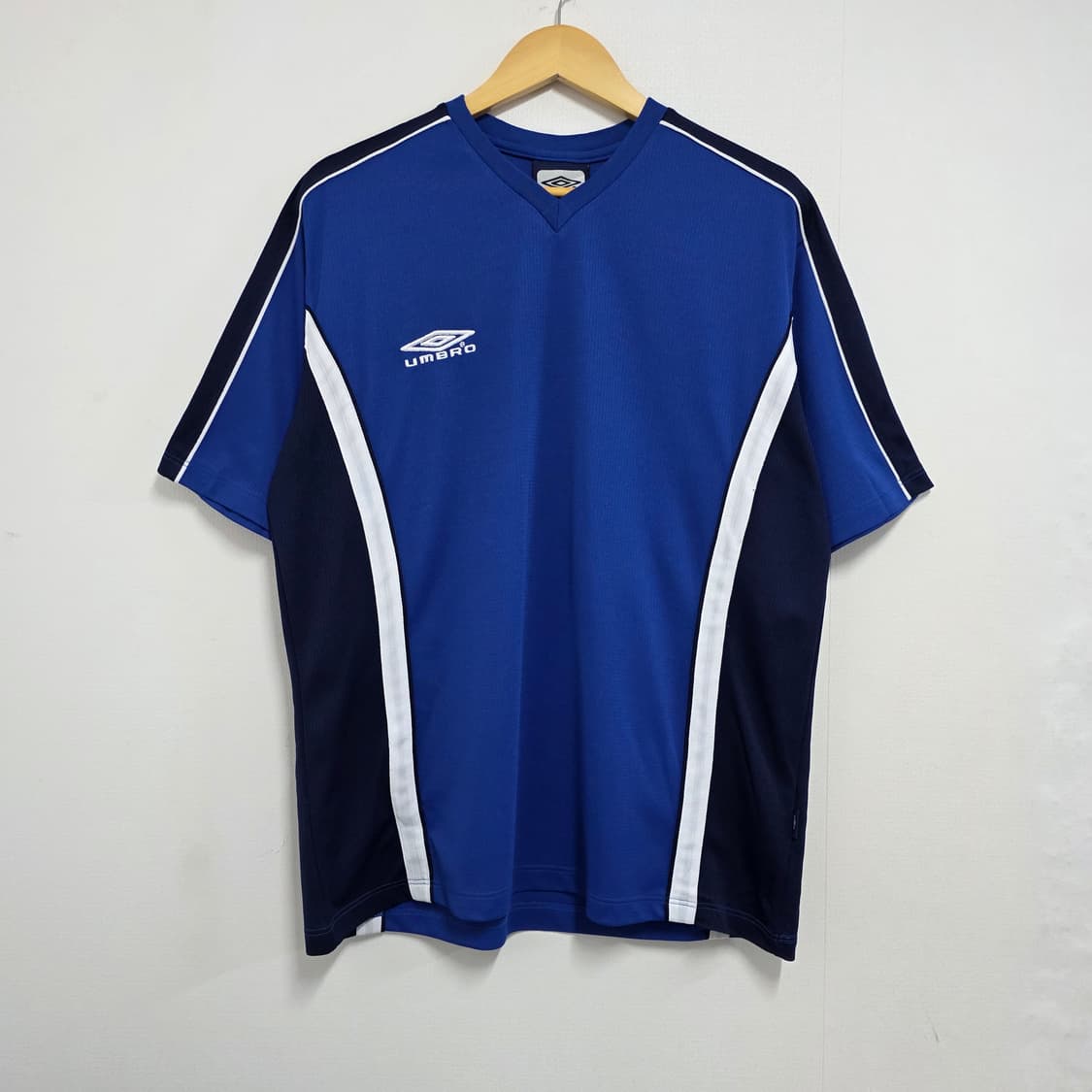 105 엄브로 올드스쿨 반팔 져지 블루 상품이미지2