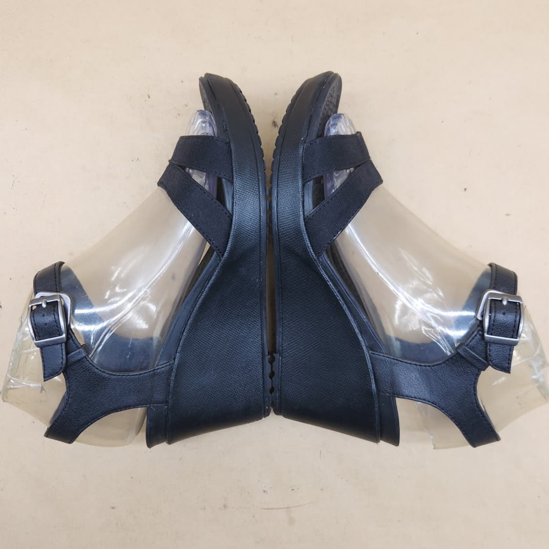 크록스 레이 웨지 여성 샌들 240 상품이미지5