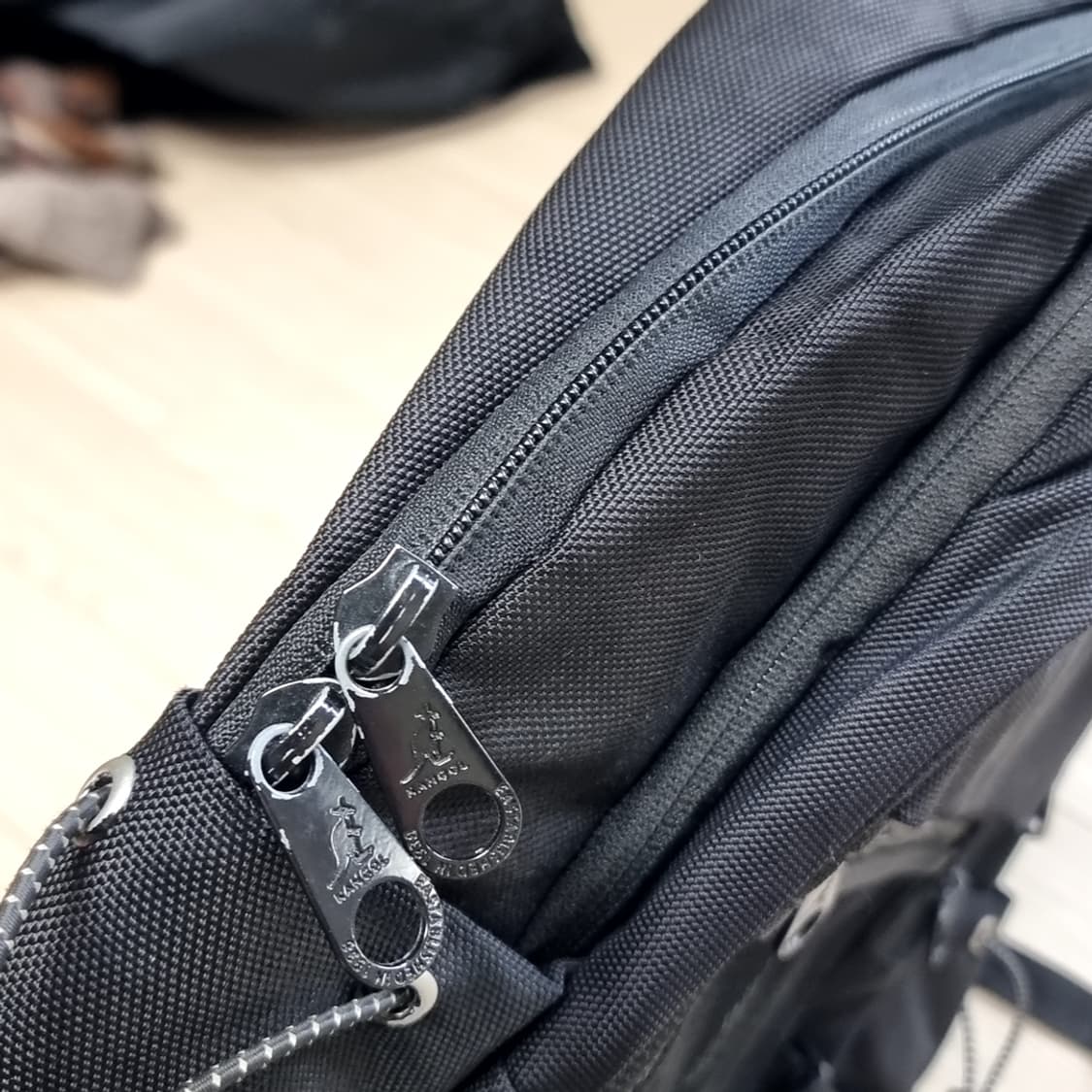 캉골 블랙 백팩 가방 상품이미지6