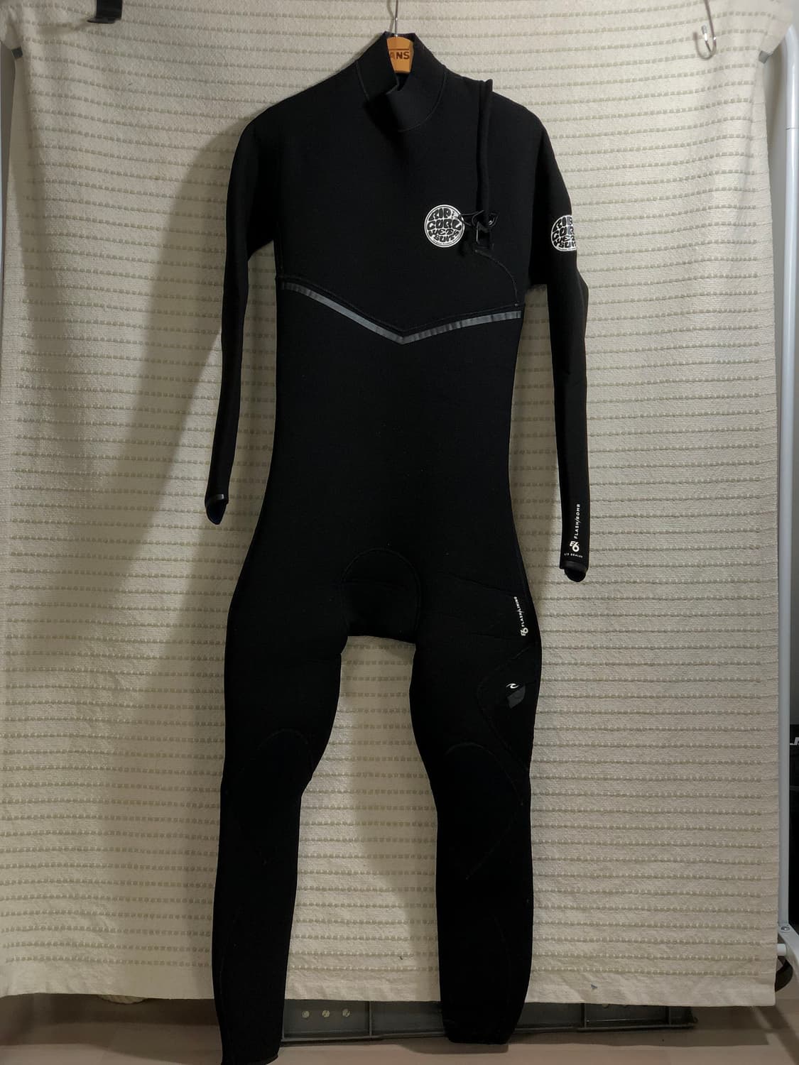 립컬 플래쉬밤 e6 집프리 서핑 웻수트 서핑수트 5/3 mm S사이즈 상품이미지1