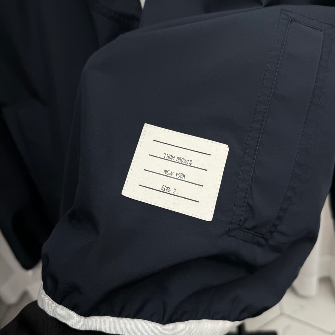 [2] 톰브라운 립스탑 바람막이 상품이미지5